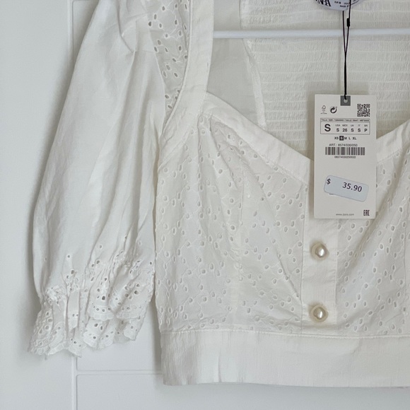 Cropped Top - Picture 2 of 6